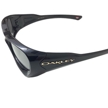 Carica l'immagine nel visualizzatore di Gallery, Occhiale da sole Oakley 9494
