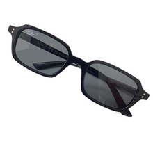 Carica l&#39;immagine nel visualizzatore di Gallery, Occhiale da sole Ray-Ban 4455
