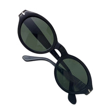 Carica l'immagine nel visualizzatore di Gallery, Occhiale da sole Persol 3378
