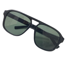 Carica l'immagine nel visualizzatore di Gallery, Occhiale da sole Gucci GG1856S
