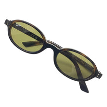 Carica l'immagine nel visualizzatore di Gallery, Occhiale da sole Rayban 4472
