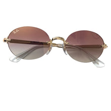 Carica l'immagine nel visualizzatore di Gallery, Occhiale da sole Rayban 3929
