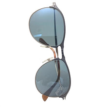 Carica l'immagine nel visualizzatore di Gallery, Occhiale da sole Persol 7649S
