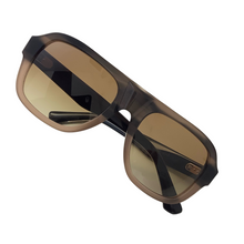 Carica l'immagine nel visualizzatore di Gallery, Occhiale da sole Burberry 4478
