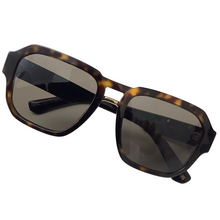 Carica l'immagine nel visualizzatore di Gallery, Occhiale da sole Dolce &amp; Gabbana 4464
